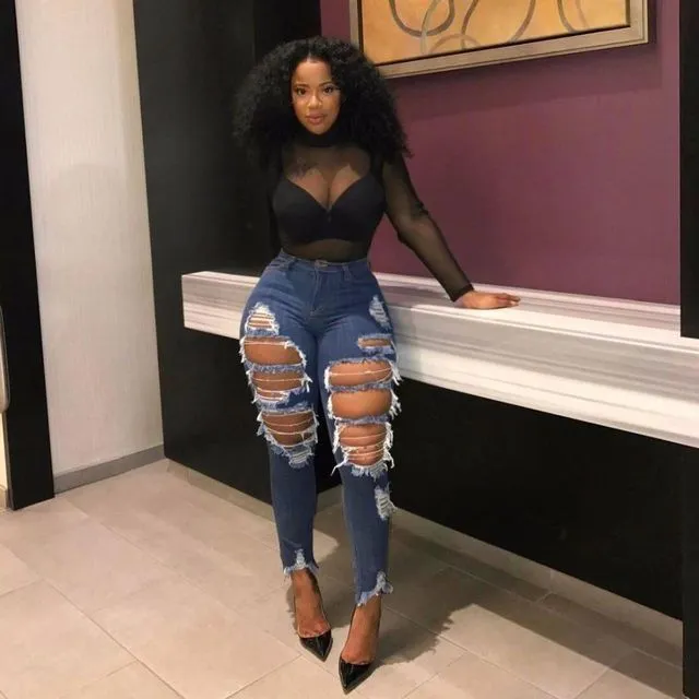 👖 High-Waist Distressed Denim Skinnies – Ripped Cotton Street Jeans