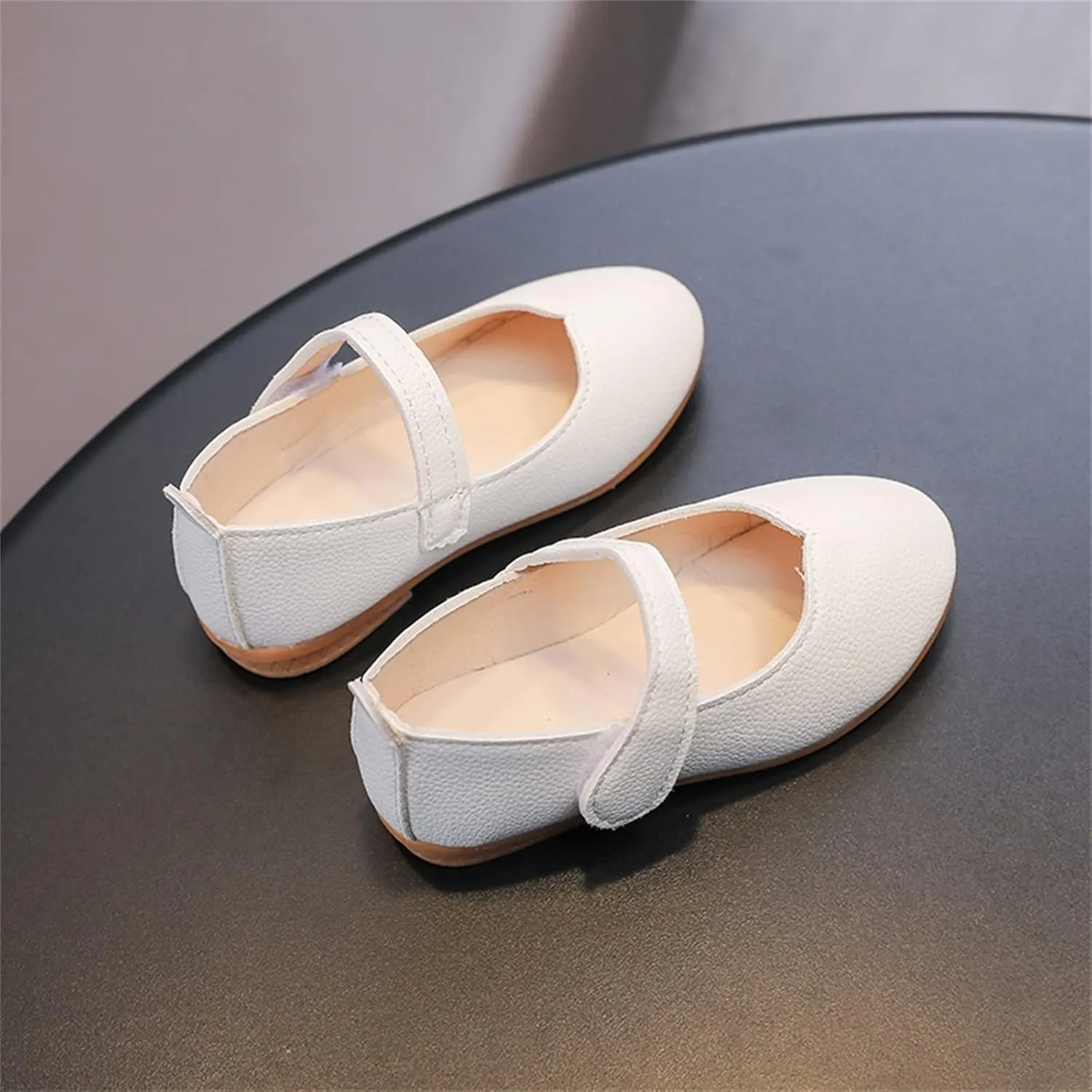 Baby Girls Shoes Summer And Autumn Fashion Cute Girls Casual Shoes Round Toe Solid Color White Flat Lightweight Shoes