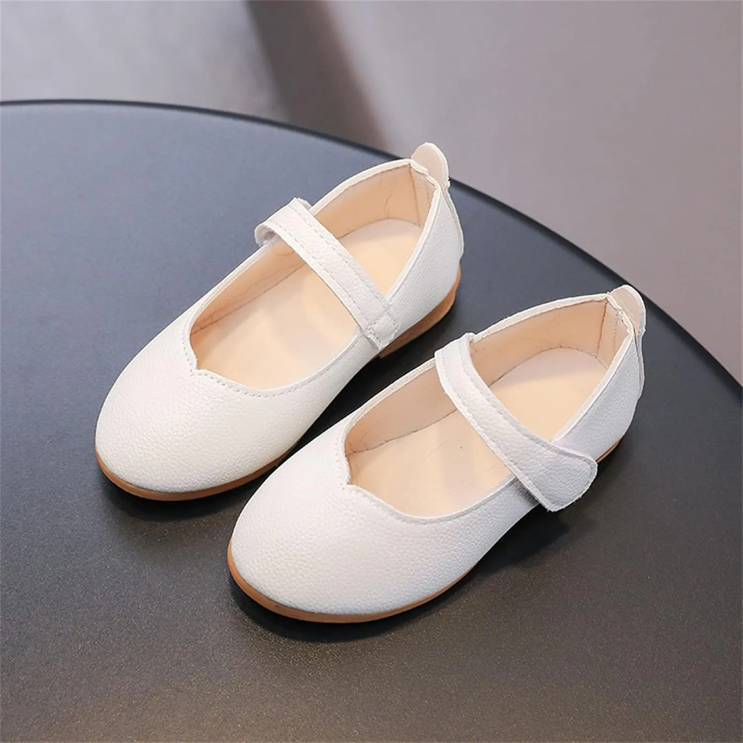 Baby Girls Shoes Summer And Autumn Fashion Cute Girls Casual Shoes Round Toe Solid Color White Flat Lightweight Shoes