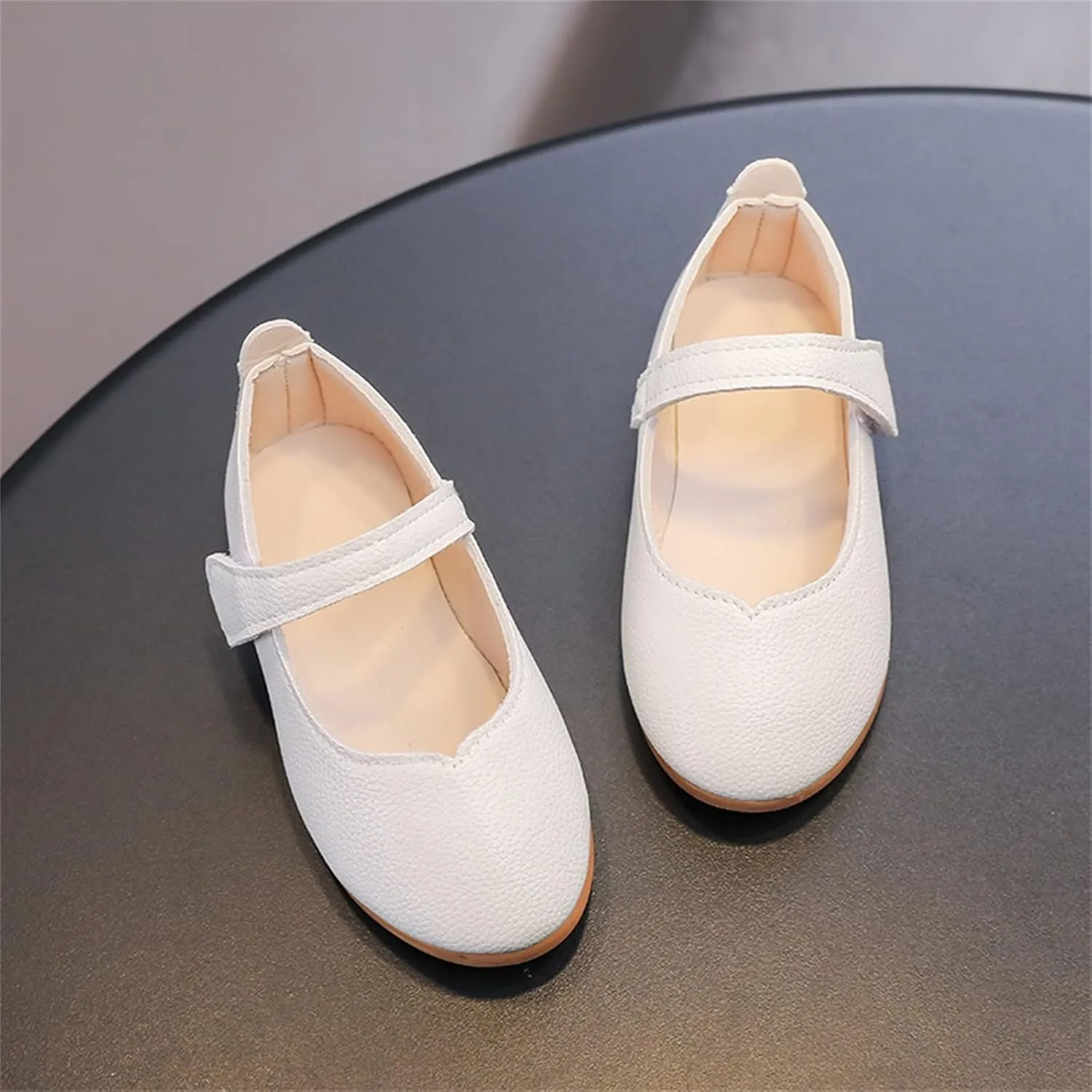 Baby Girls Shoes Summer And Autumn Fashion Cute Girls Casual Shoes Round Toe Solid Color White Flat Lightweight Shoes