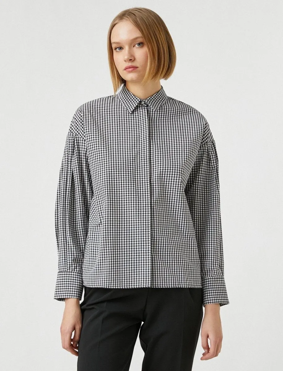 Boxy Check Shirt in Black