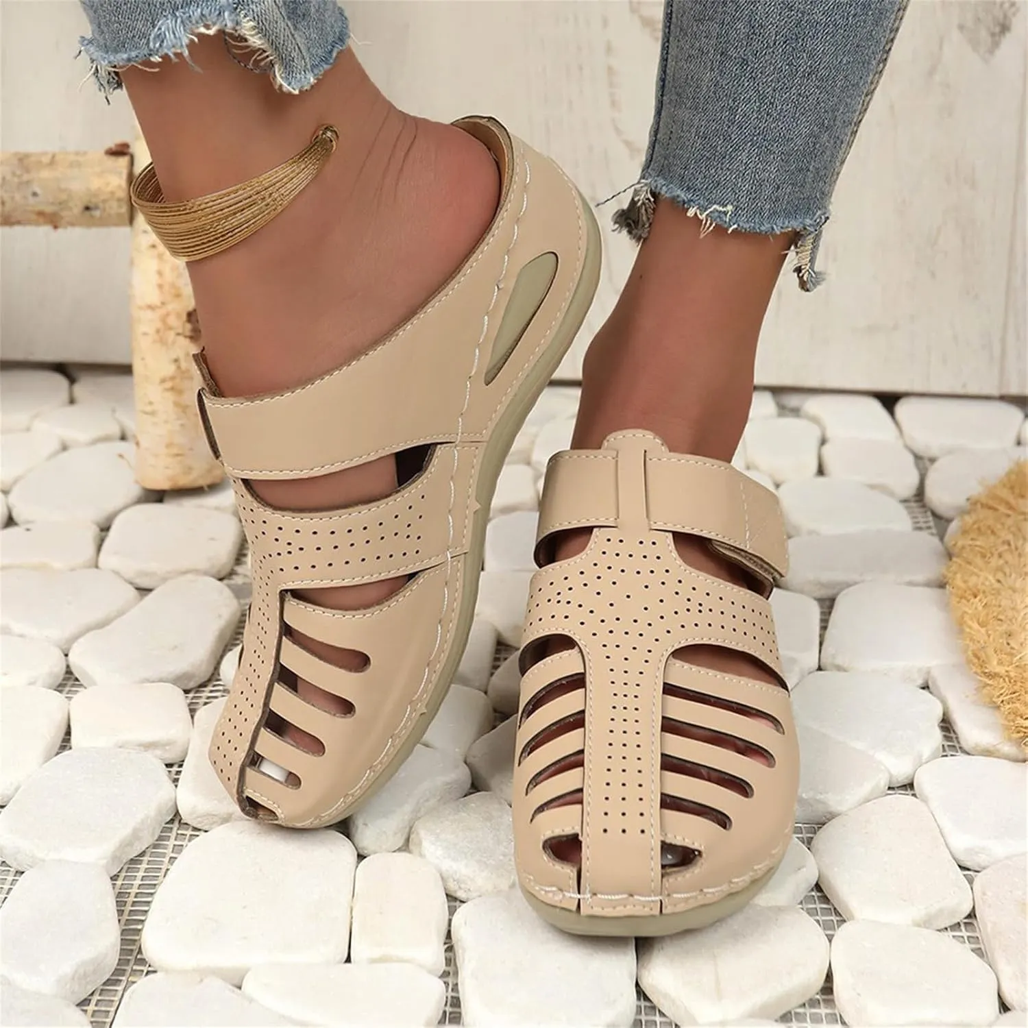 Closed Toe Sandals Women Wide Width Breathable Anti-Slip Orthopedic Sandals with Arch Support Hollow Out Platform Gladiator Buckle Strap Beach Shoes