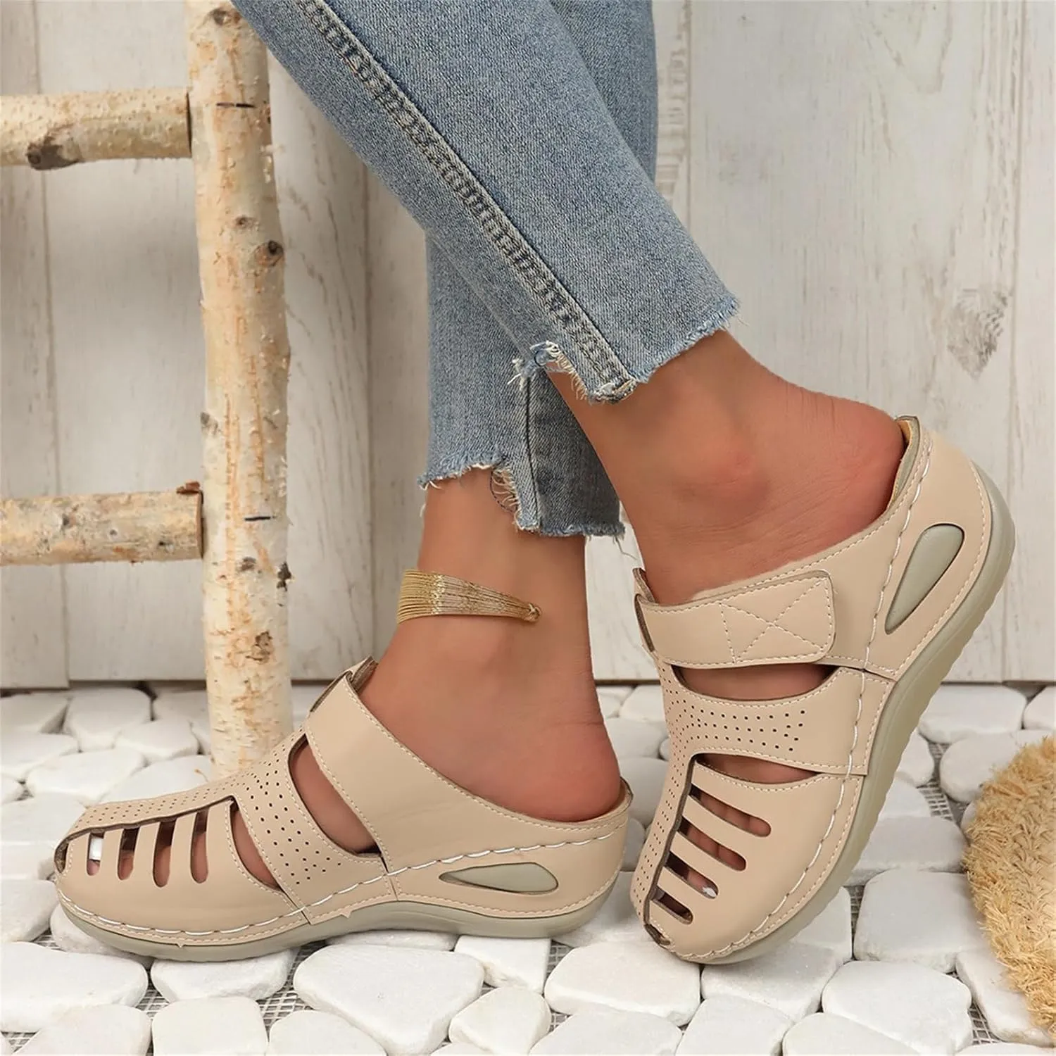 Closed Toe Sandals Women Wide Width Breathable Anti-Slip Orthopedic Sandals with Arch Support Hollow Out Platform Gladiator Buckle Strap Beach Shoes
