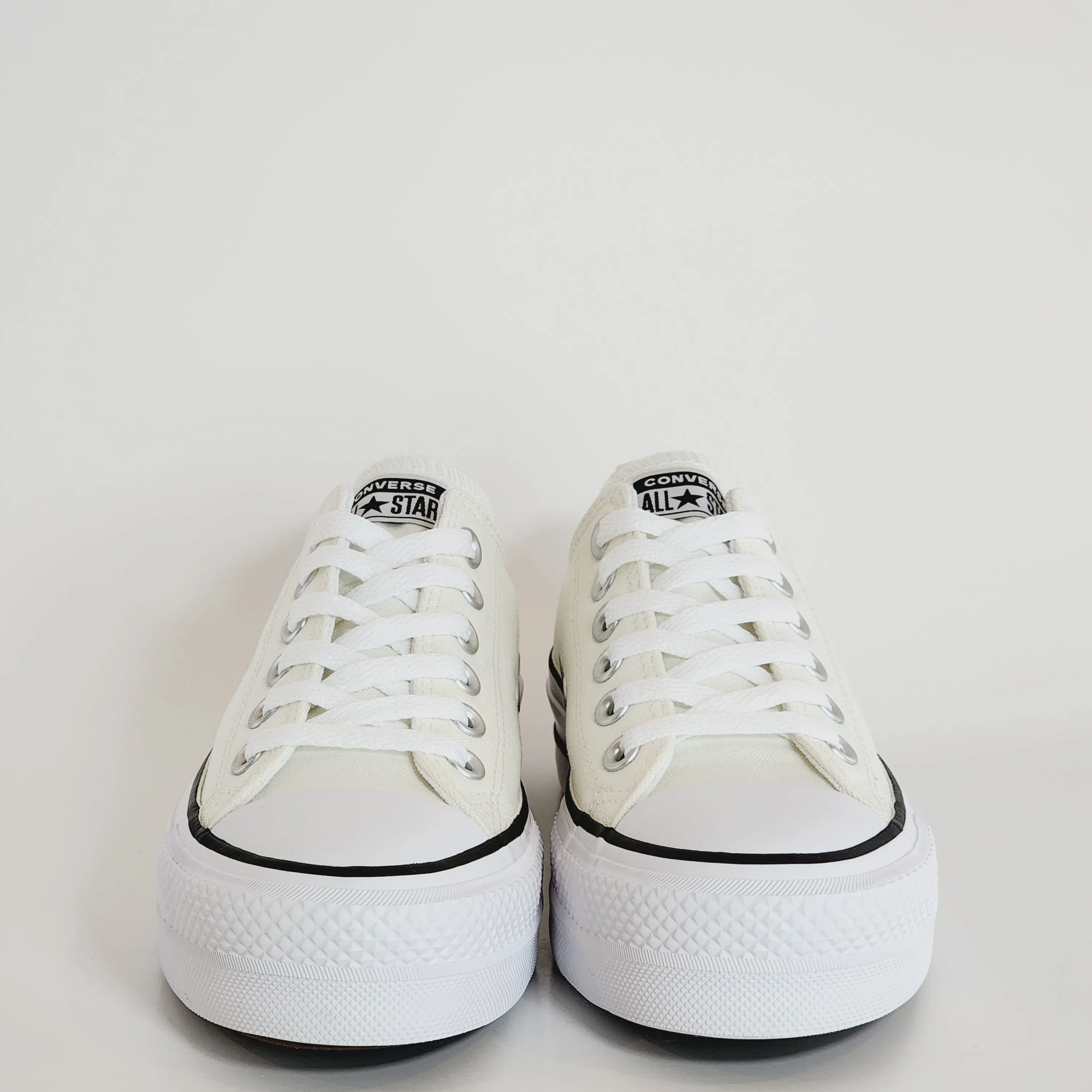 Converse CTAS Lift Ox Egret/White/Black Canvas Platform Sneakers A09992C NWT