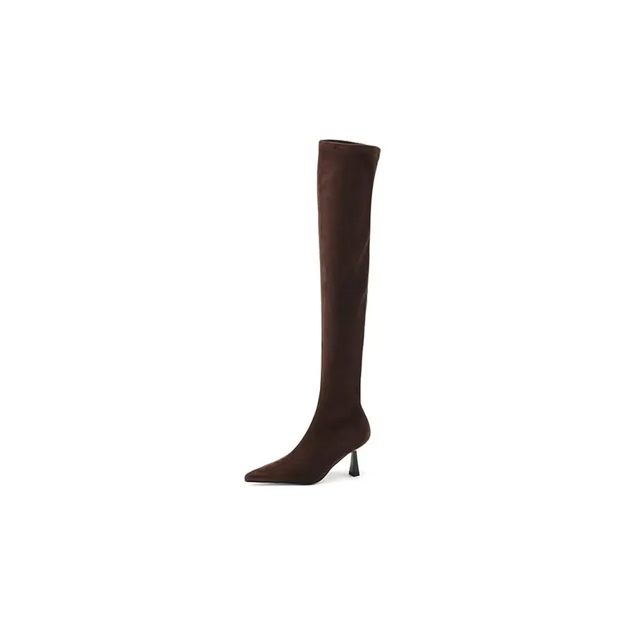 Eldorian Slip-On Elegance