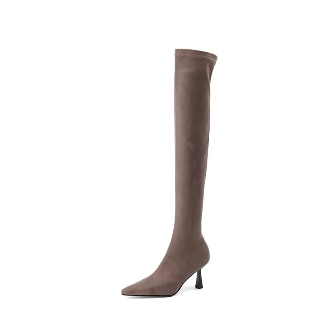 Eldorian Slip-On Elegance