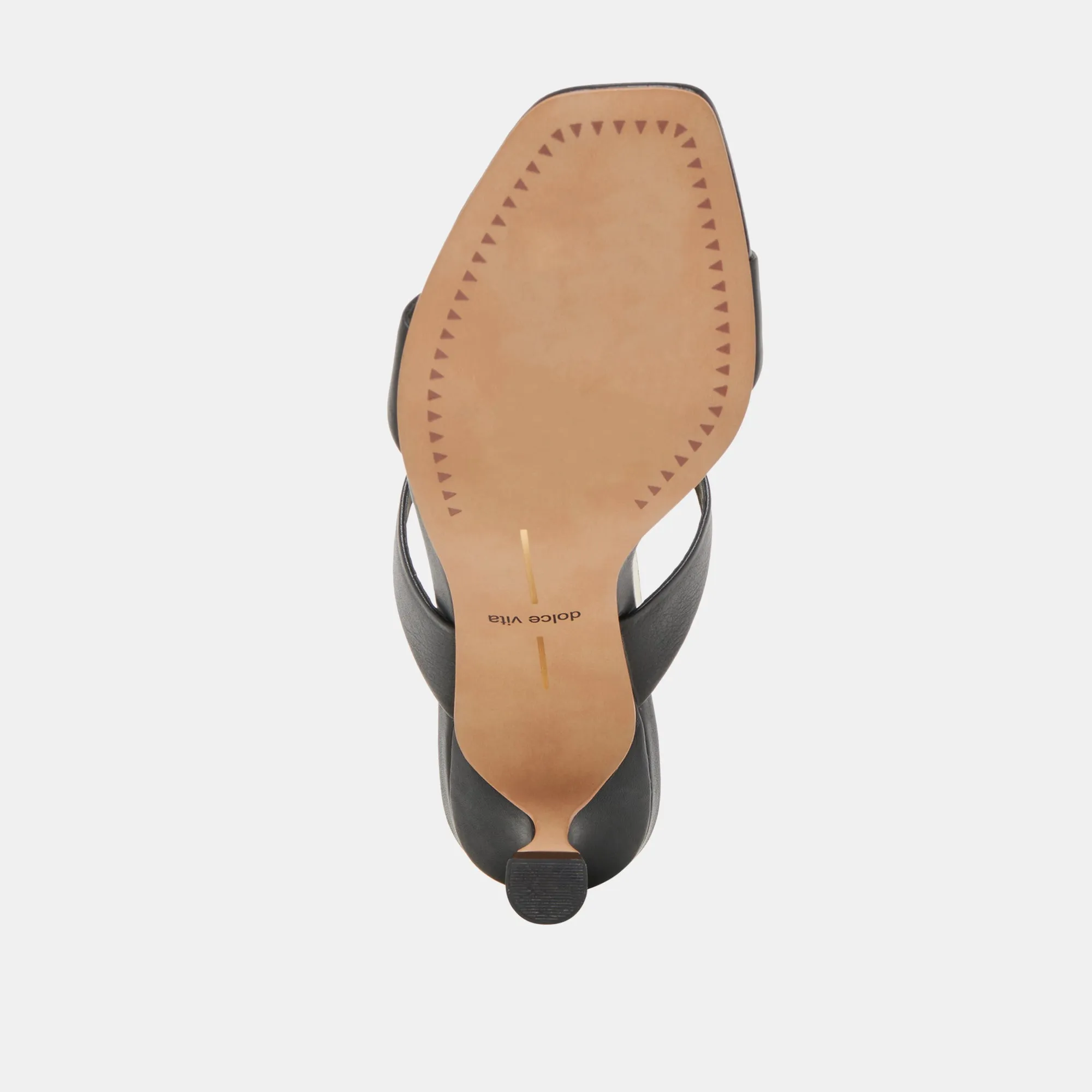 GENORA WIDE HEELS BLACK LEATHER