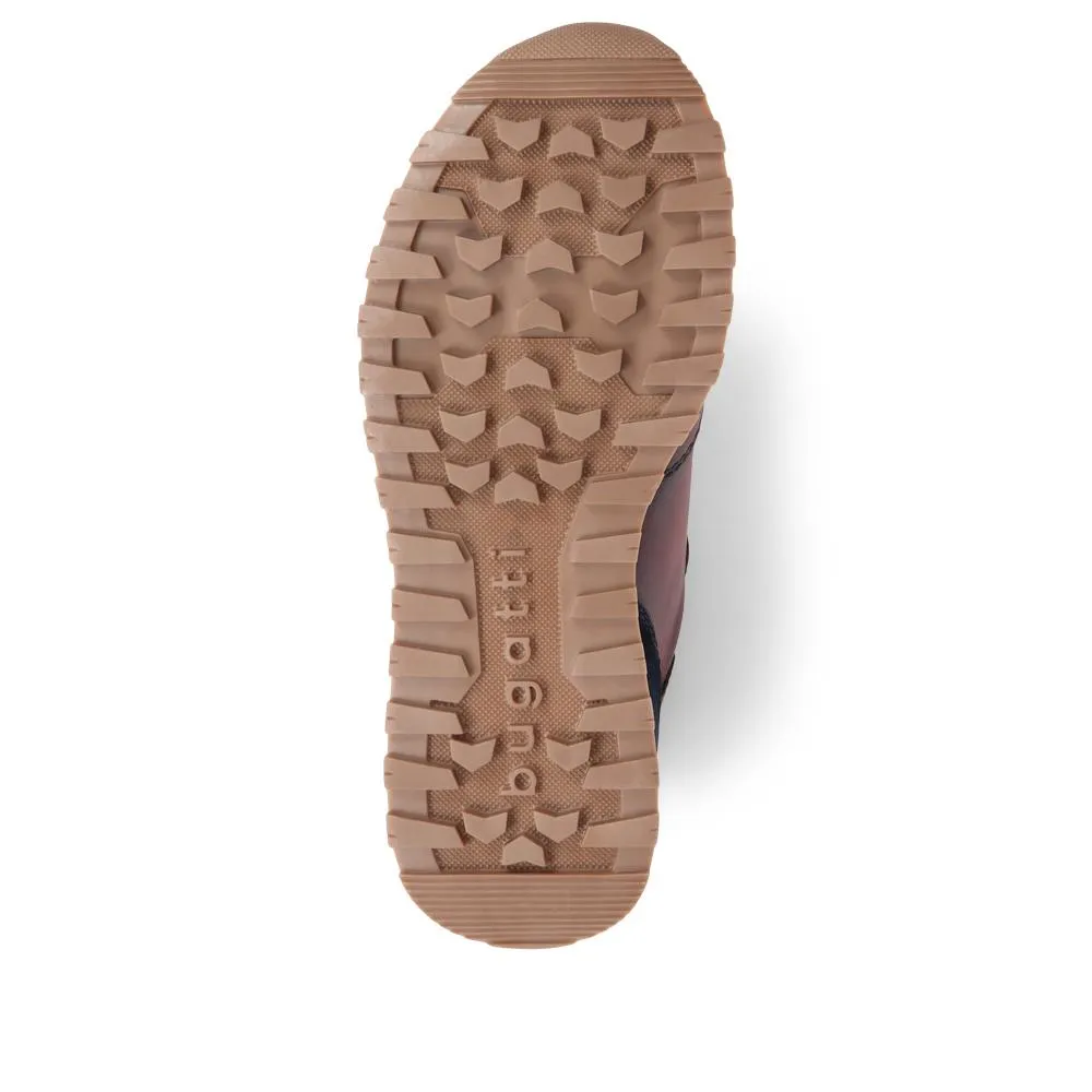 Leather Lace-Up Trainers  - BUG39503 / 324 762