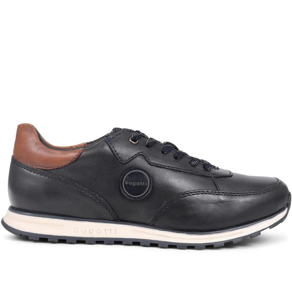 Leather Lace-Up Trainers  - BUG39503 / 324 762