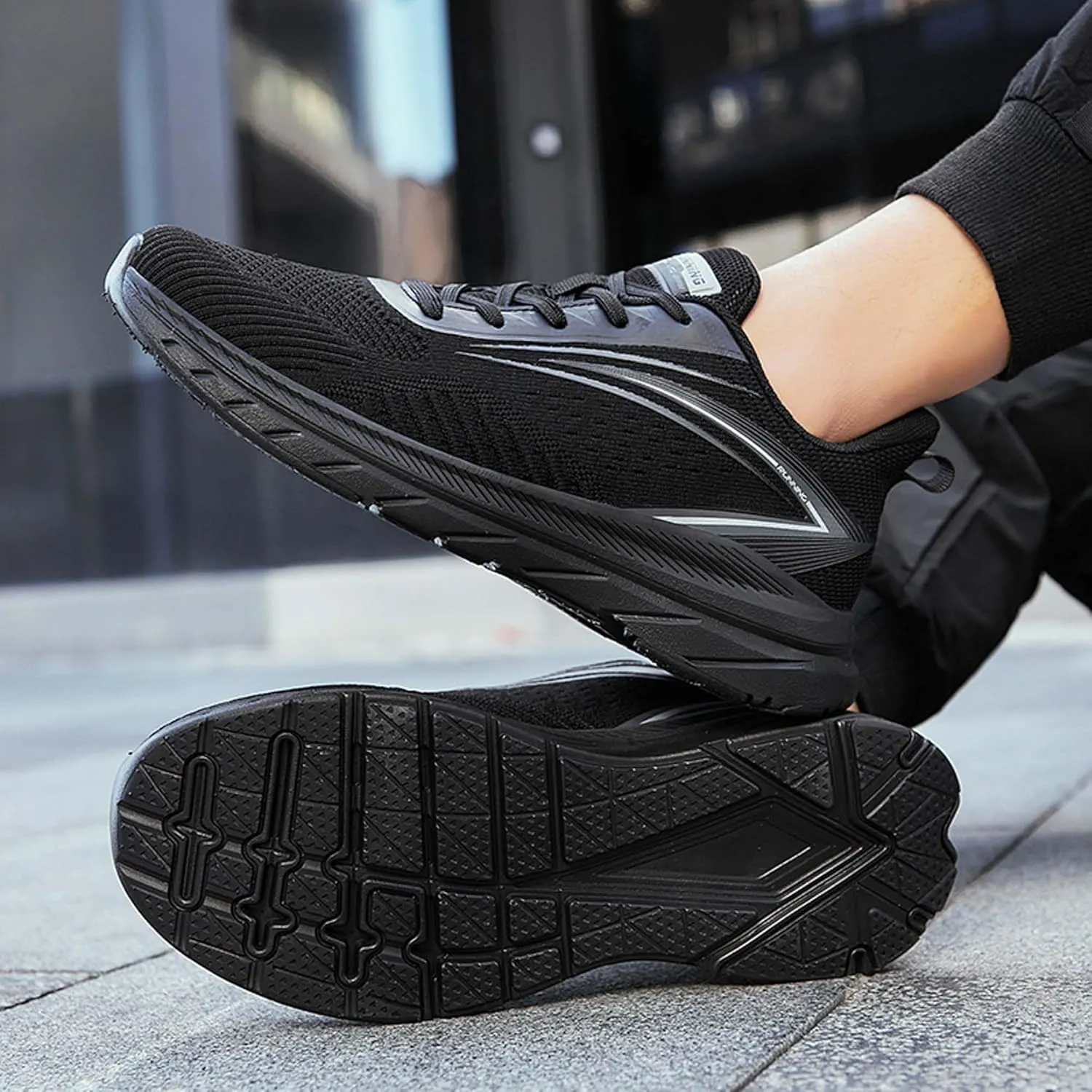Men's Sports Running Shoes Lightweight Breathable Walking Shoes Non-Slip Outdoor Sports Cross-Country Running Shoes Fashion Sneakers Mesh Athletic Casual Shoes