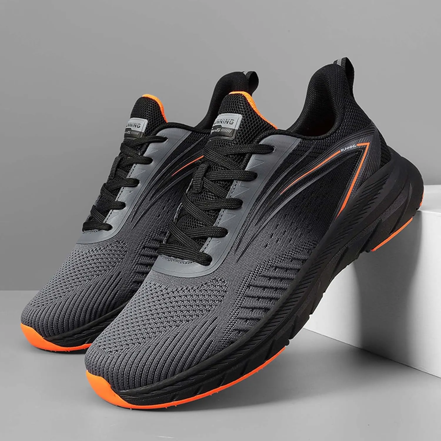 Men's Sports Running Shoes Lightweight Breathable Walking Shoes Non-Slip Outdoor Sports Cross-Country Running Shoes Fashion Sneakers Mesh Athletic Casual Shoes