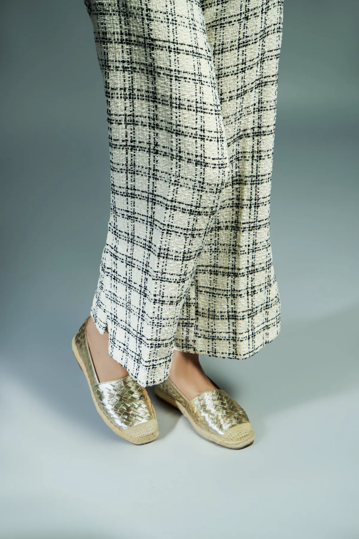 Neo Woven Espadrilles - Gold