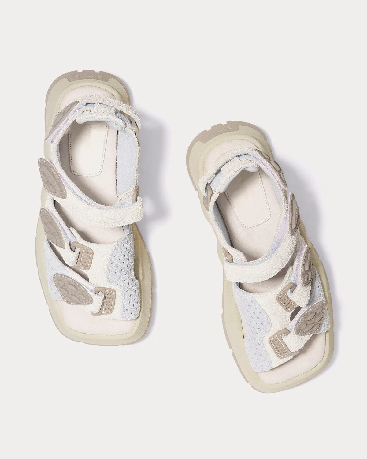 Quest Seashell Sandals