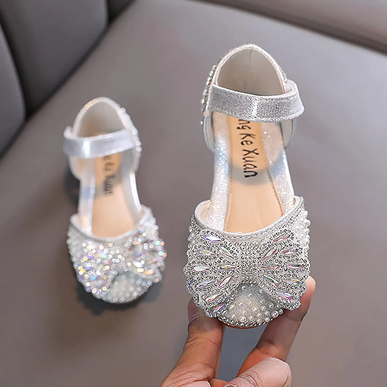 Toddler Sandals Fashion Spring And Summer Girls Dance Shoes Princess Dress Performance Shoes Pearl Slip on Water Shoe