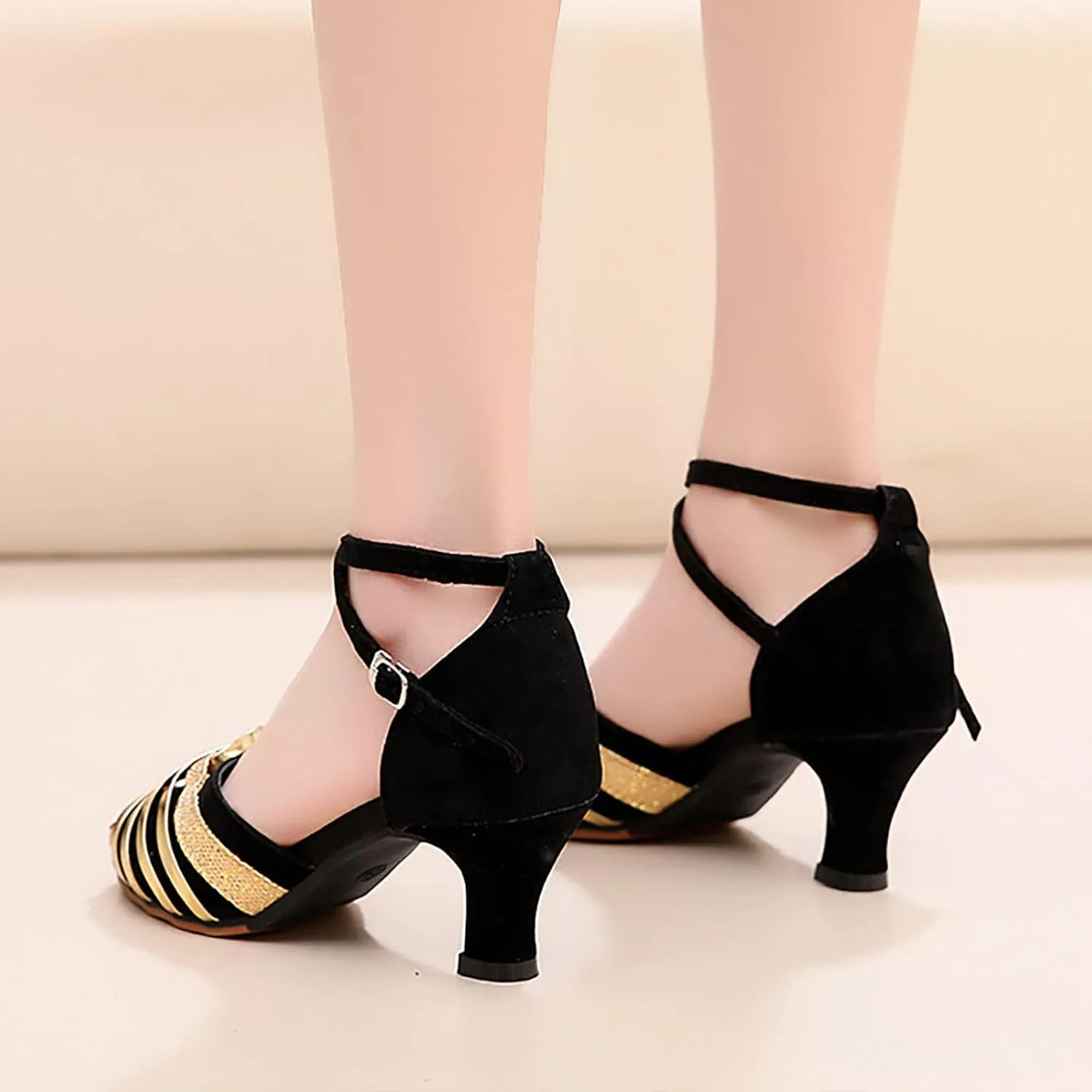 Women's Latin Dance Shoes Breathable Professional Ballroom Performance Dance Shoes Womens Dancing Heels Sandals Fashion Ankle Strap Solid Low Heel Shoe